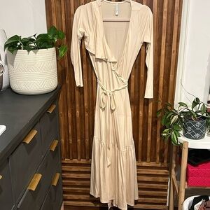 RACHEL PALLY Midi Ruffle Wrap Dress. Size M